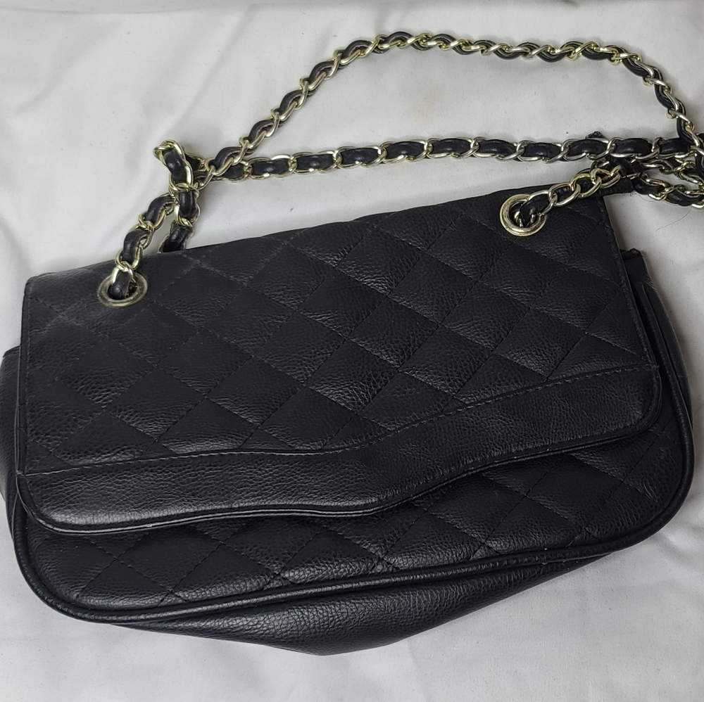 Crossbody purse 👛.